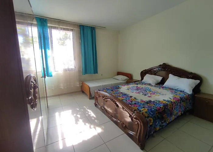 Tafa\'S Villa