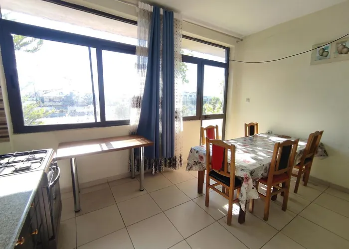 Tafa\'S Villa